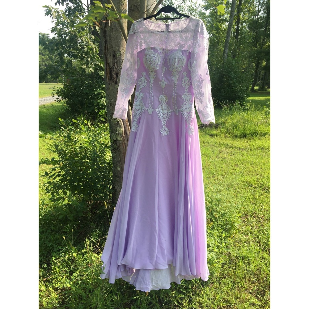 Long dress never worn long waist size 8